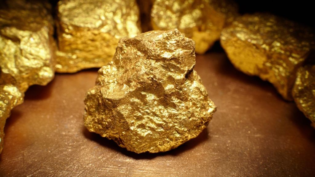 Lands Minister commissions investigation into gold smuggling syndicate