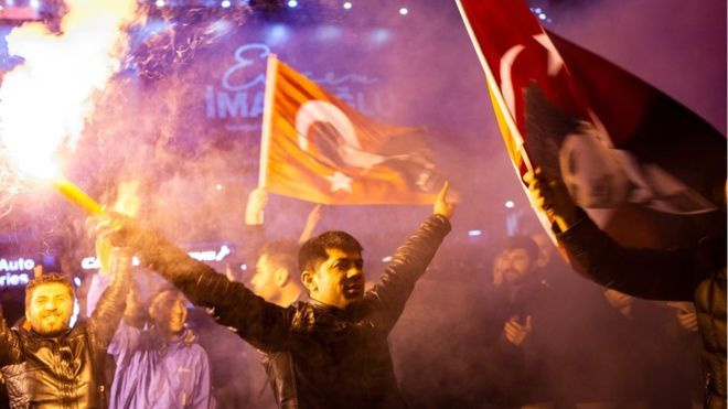 Turkey local elections: Setback for Erdogan as his party loses capital
