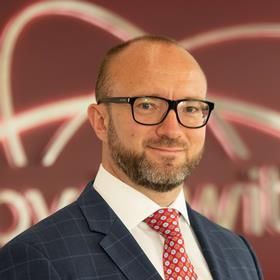 Can a landlord demand a tenant pay turnover rent at lease renewal?