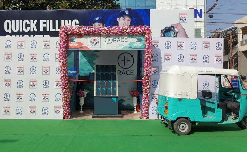 RACEnergy Partners With HPCL To Launch Its First Battery Swapping Station In Hyderabad