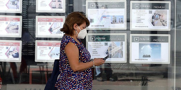 Owners and tenants, against: keys and news of the new Housing Law approved by the Government today